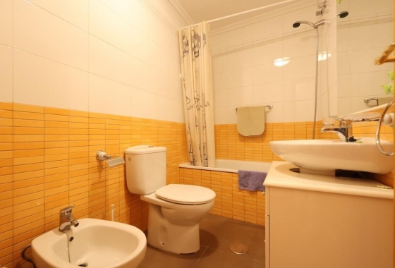 Resale - Apartment - Torrevieja - Centro