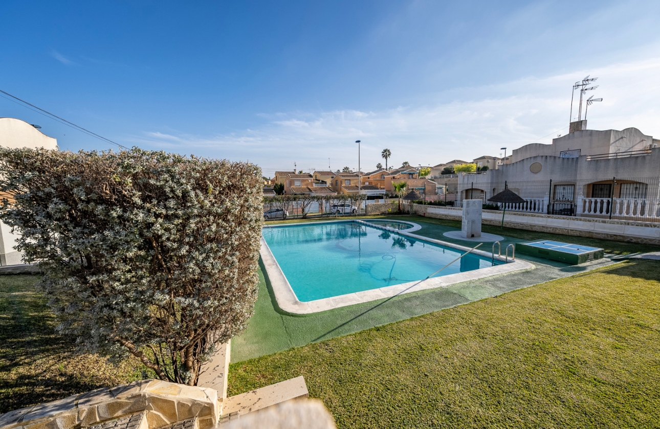 Rynek wtórny - Bungalow - Torrevieja - Los Balcones