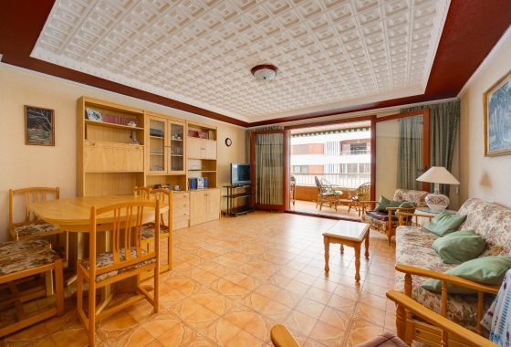 Resale - Apartment - Torrevieja - Acequion