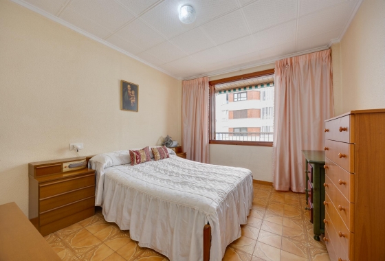 Resale - Apartment - Torrevieja - Acequion