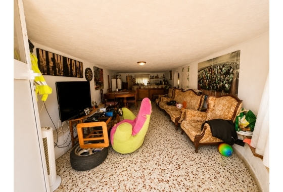 Resale - Villa - Torrevieja - La Siesta - El Salado -  Torreta