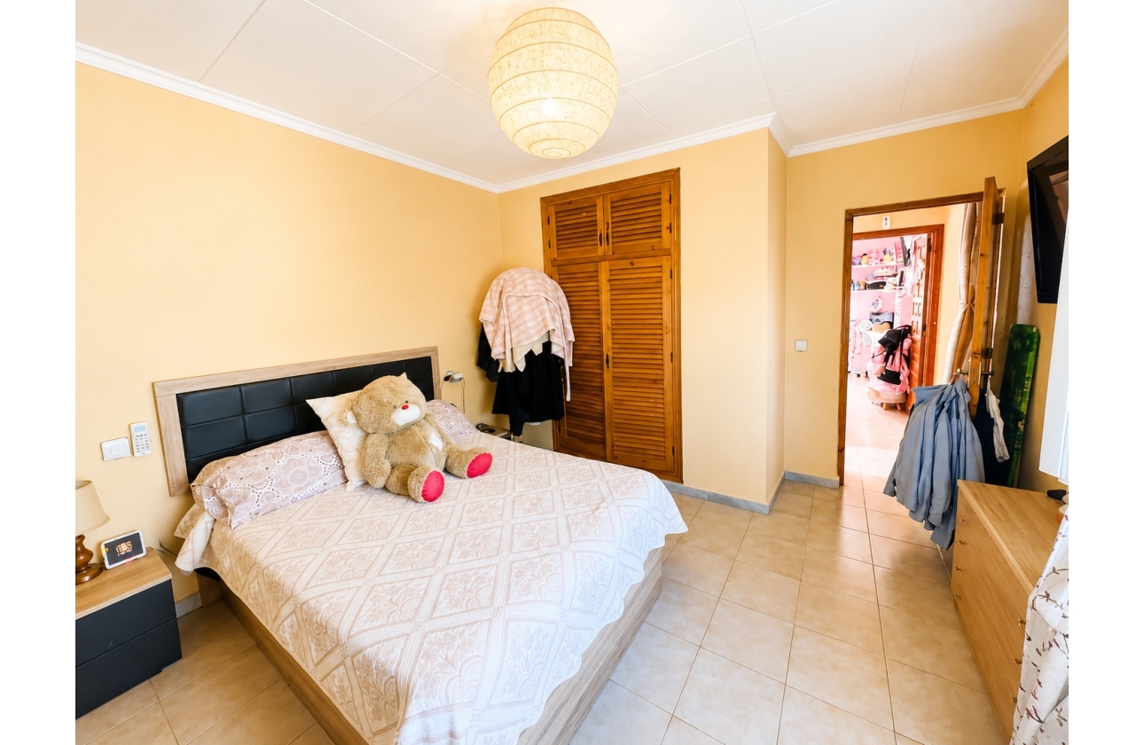 Resale - Villa - Torrevieja - La Siesta - El Salado -  Torreta