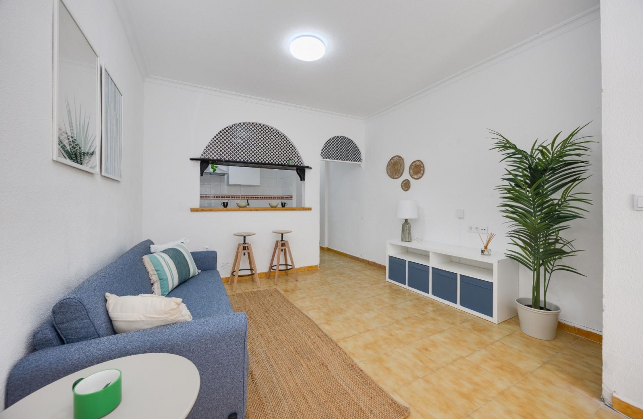 Resale - Apartment - Torrevieja - Playa del Cura