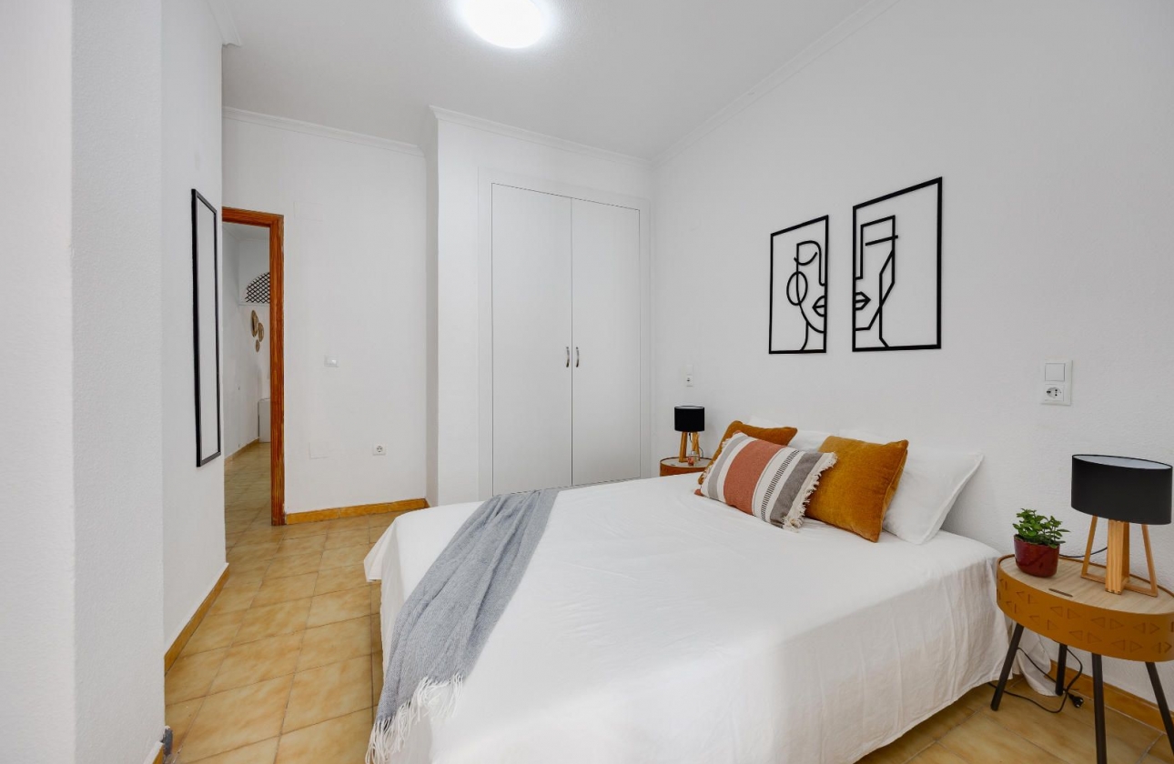 Resale - Apartment - Torrevieja - Playa del Cura