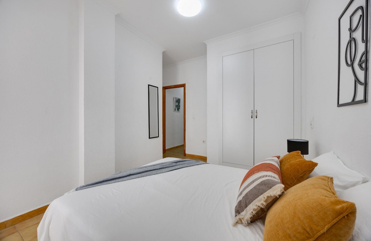Resale - Apartment - Torrevieja - Playa del Cura
