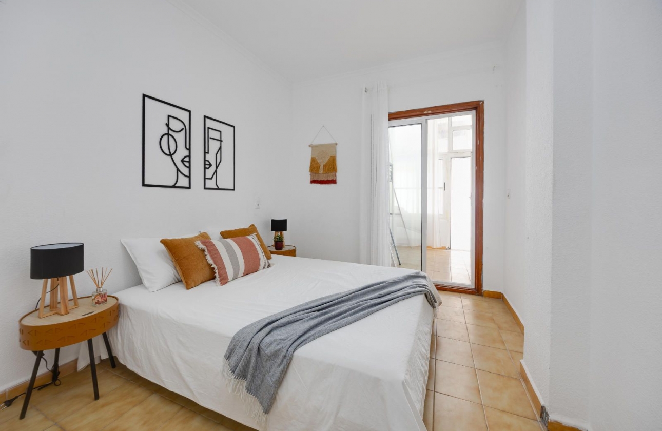 Resale - Apartment - Torrevieja - Playa del Cura