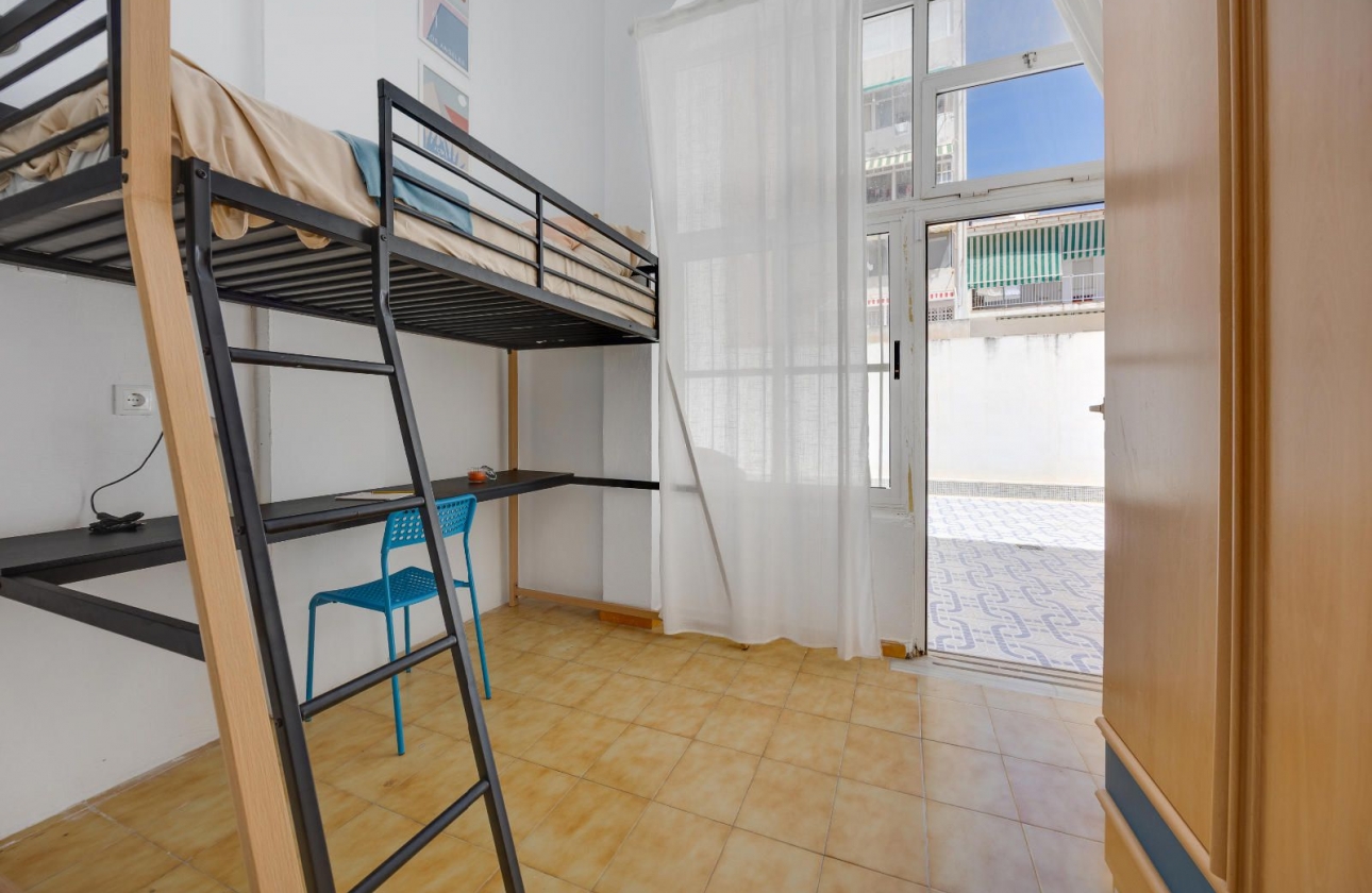 Resale - Apartment - Torrevieja - Playa del Cura