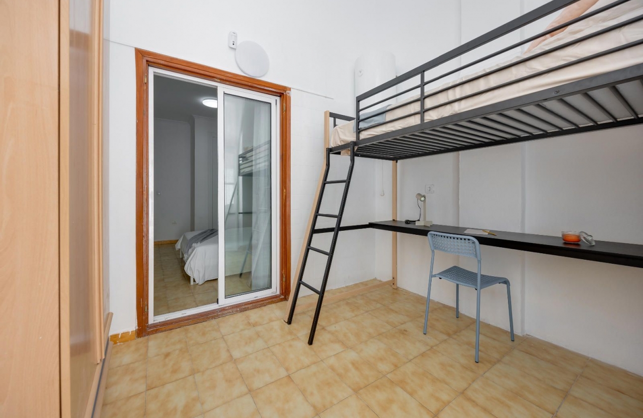 Resale - Apartment - Torrevieja - Playa del Cura