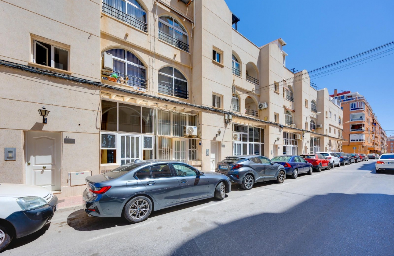 Resale - Apartment - Torrevieja - Playa del Cura