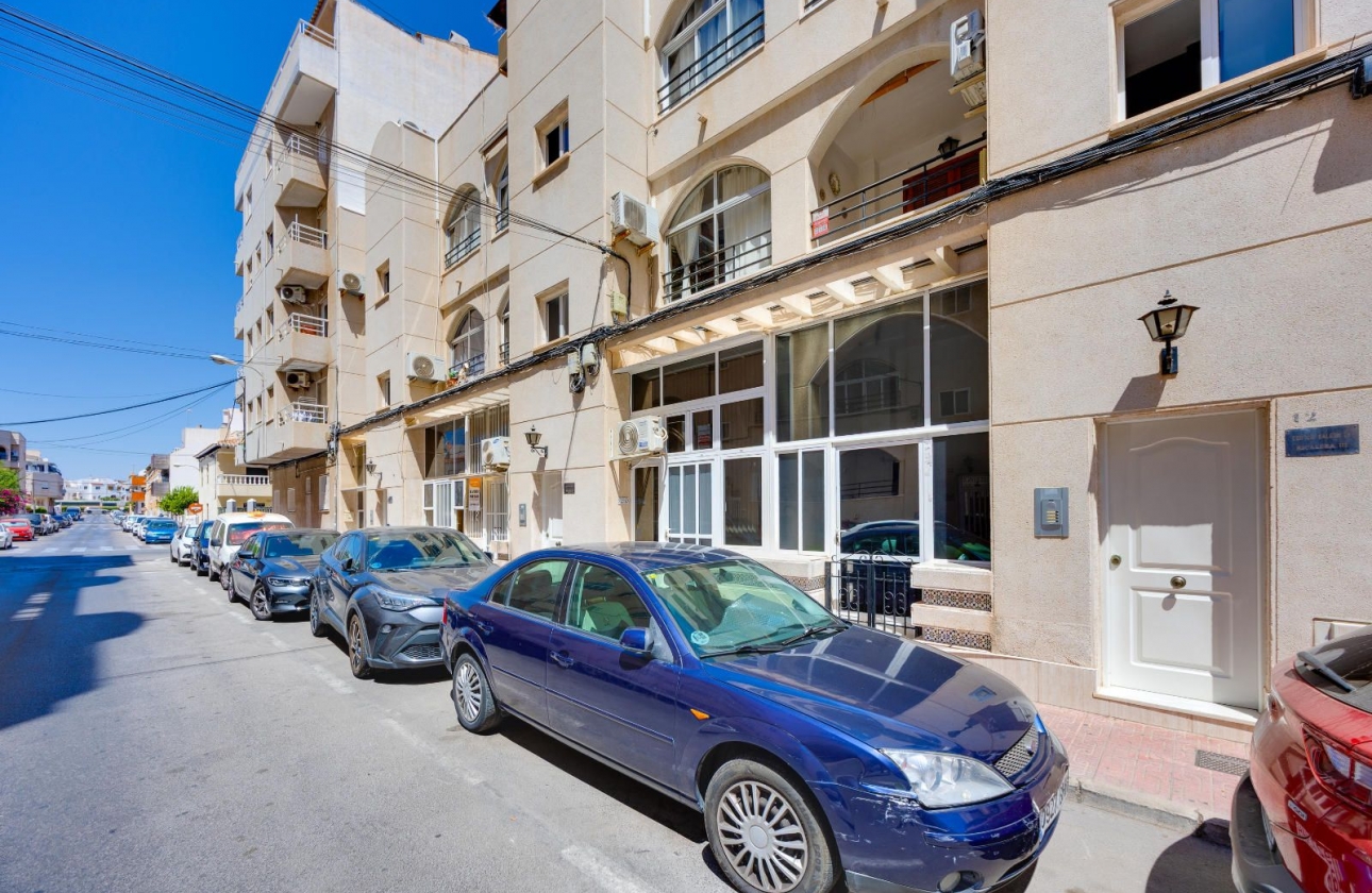 Resale - Apartment - Torrevieja - Playa del Cura