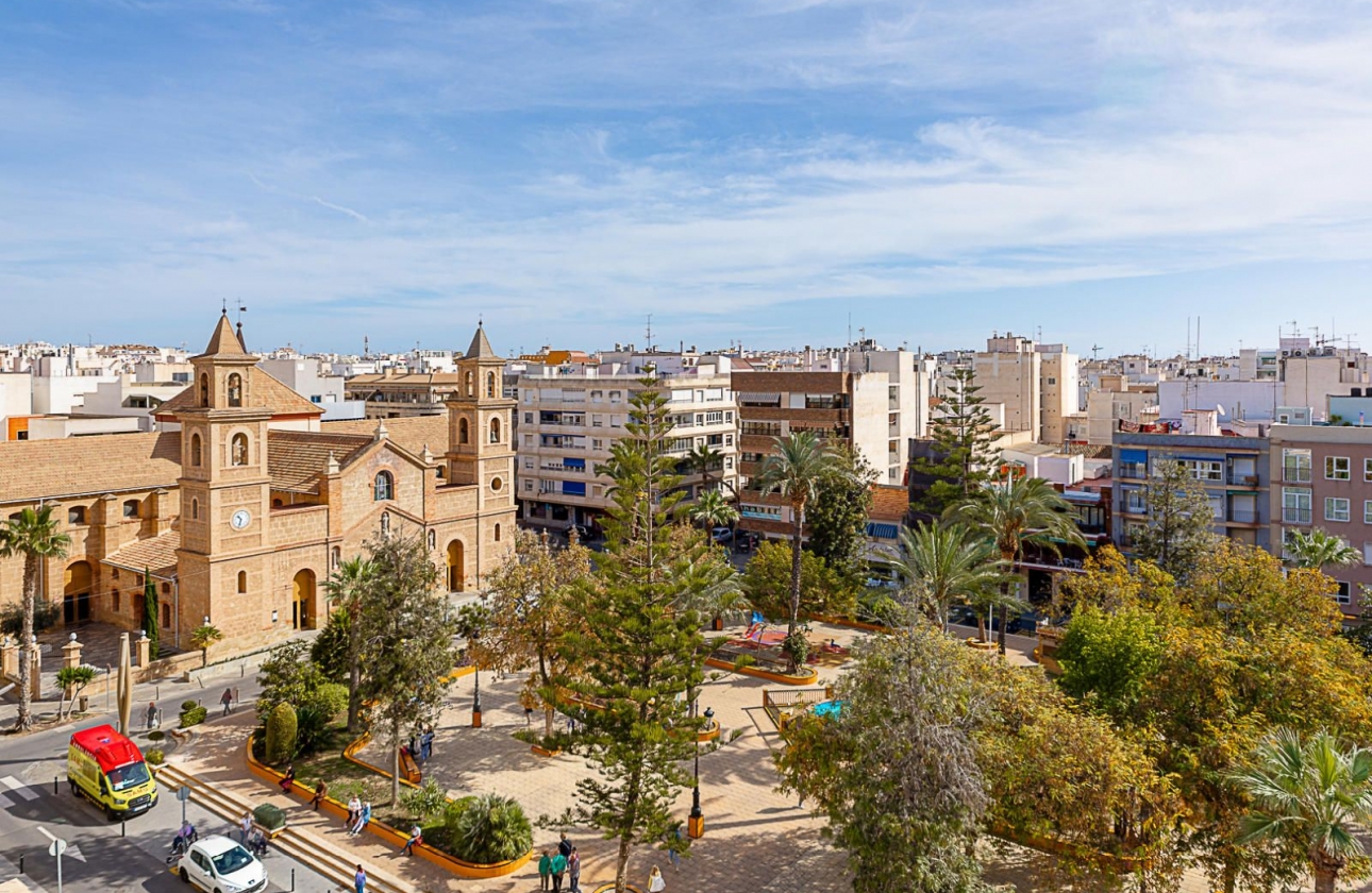 Resale - Apartment - Torrevieja - Playa del Cura