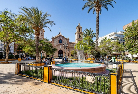 Resale - Apartment - Torrevieja - Playa del Cura