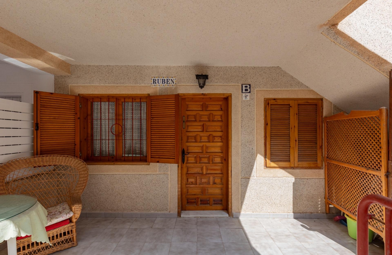 Resale - Apartment - Torrevieja - Acequion