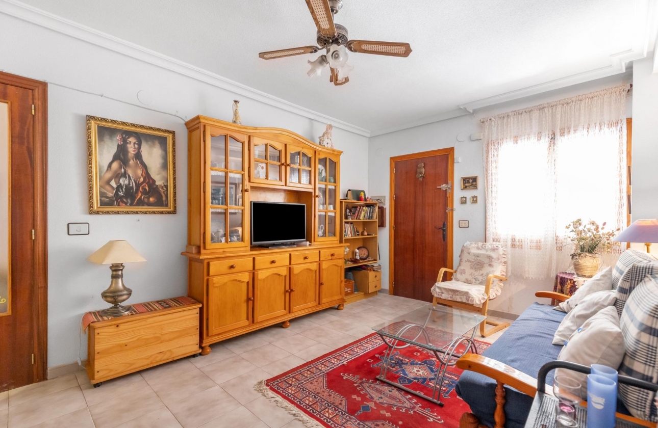 Resale - Apartment - Torrevieja - Acequion