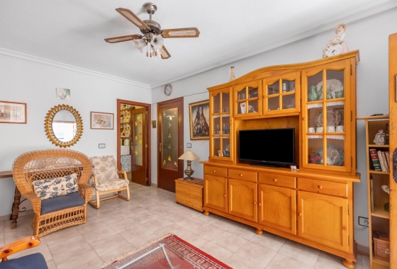 Resale - Apartment - Torrevieja - Acequion
