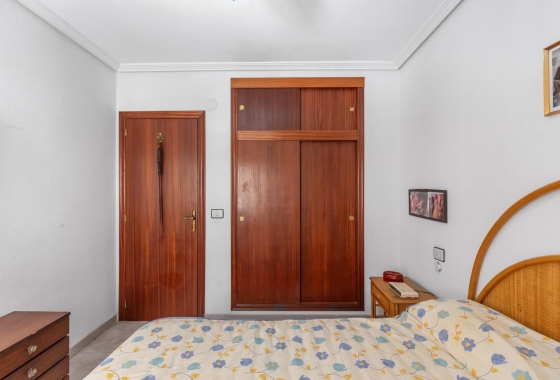 Resale - Apartment - Torrevieja - Acequion