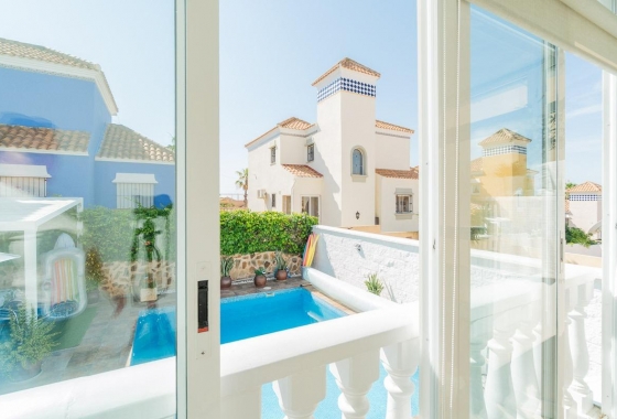 Resale - Villa - San Miguel de Salinas - Las Filipinas