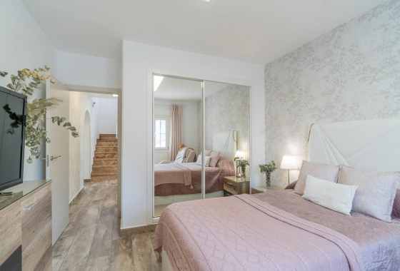 Resale - Villa - San Miguel de Salinas - Las Filipinas