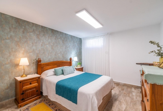 Resale - Villa - San Miguel de Salinas - Las Filipinas