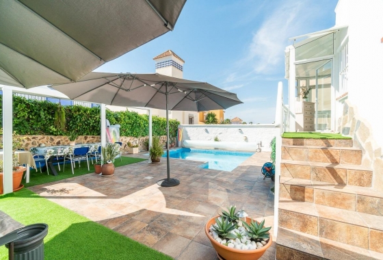 Resale - Villa - San Miguel de Salinas - Las Filipinas