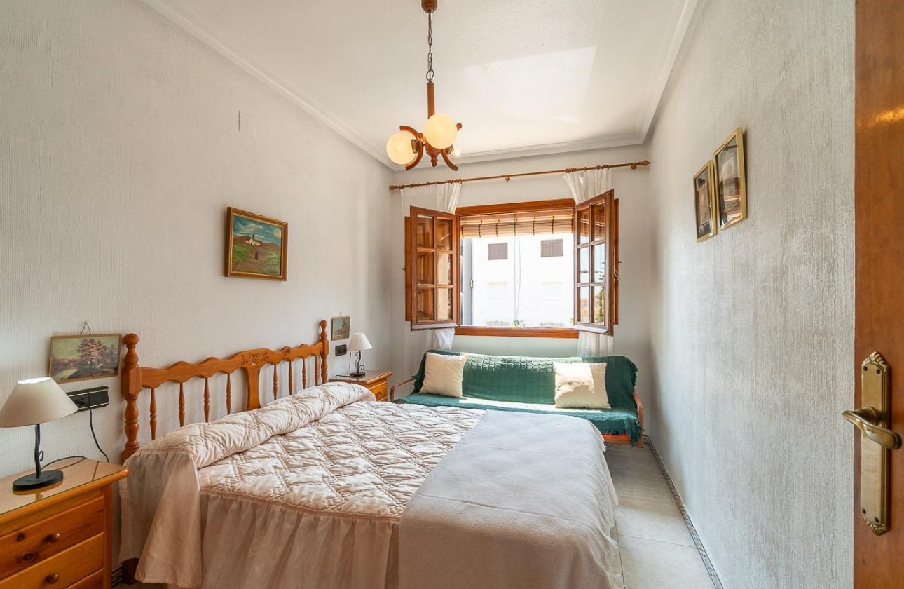 Resale - Apartment - Torrevieja - Torreblanca
