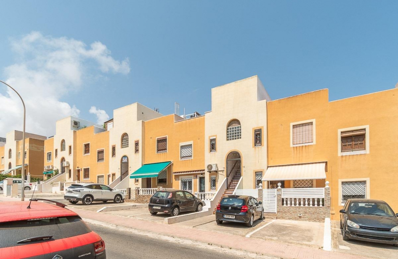 Resale - Apartment - Torrevieja - Torreblanca