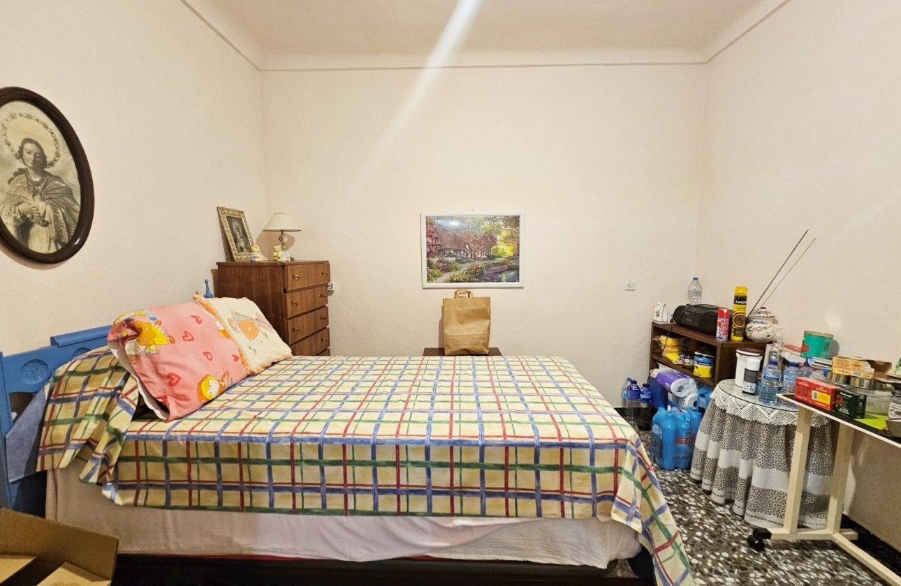 Resale - Commercial Unit - Torrevieja
