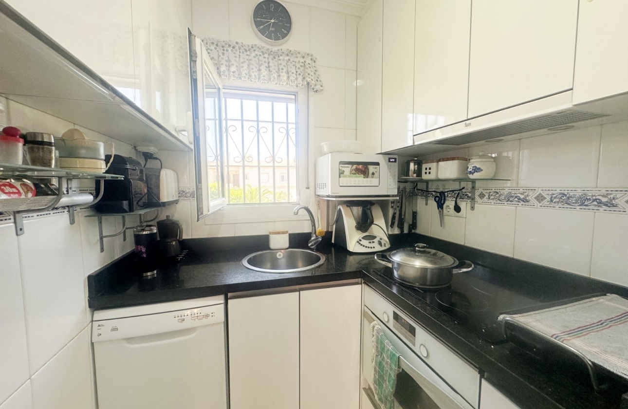 Resale - Bungalow - Torrevieja - Aguas Nuevas