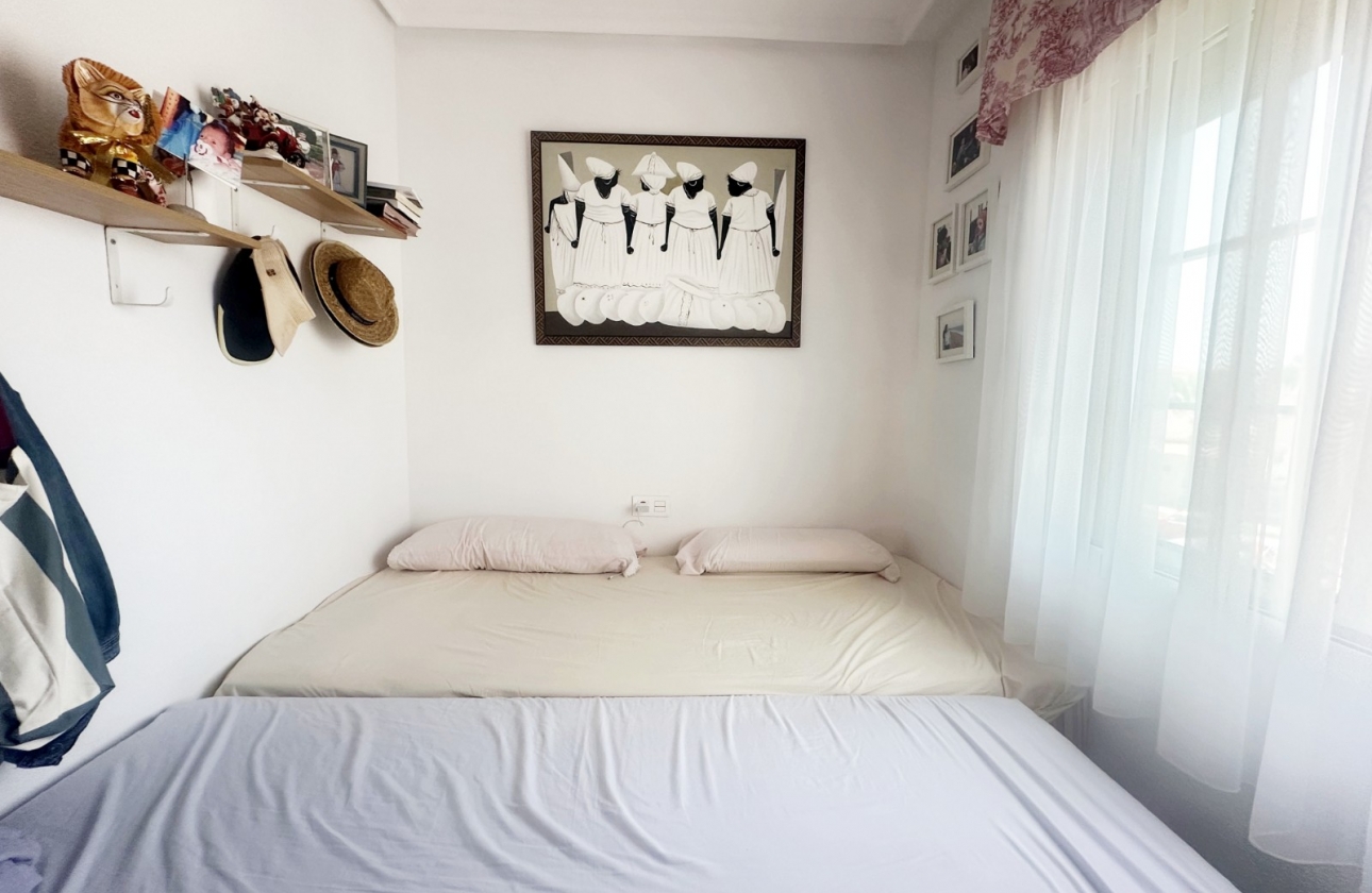 Resale - Bungalow - Torrevieja - Aguas Nuevas