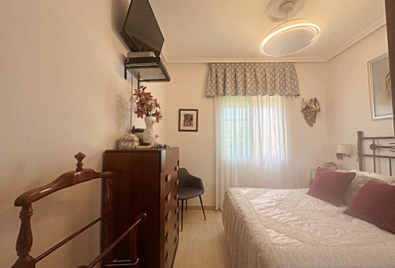 Resale - Bungalow - Torrevieja - Aguas Nuevas