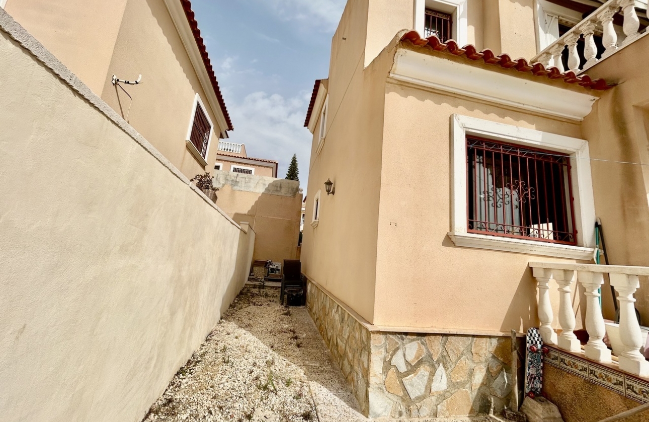 Resale - Villa - Orihuela Costa - Blue Lagoon