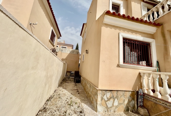 Resale - Villa - Orihuela Costa - Blue Lagoon
