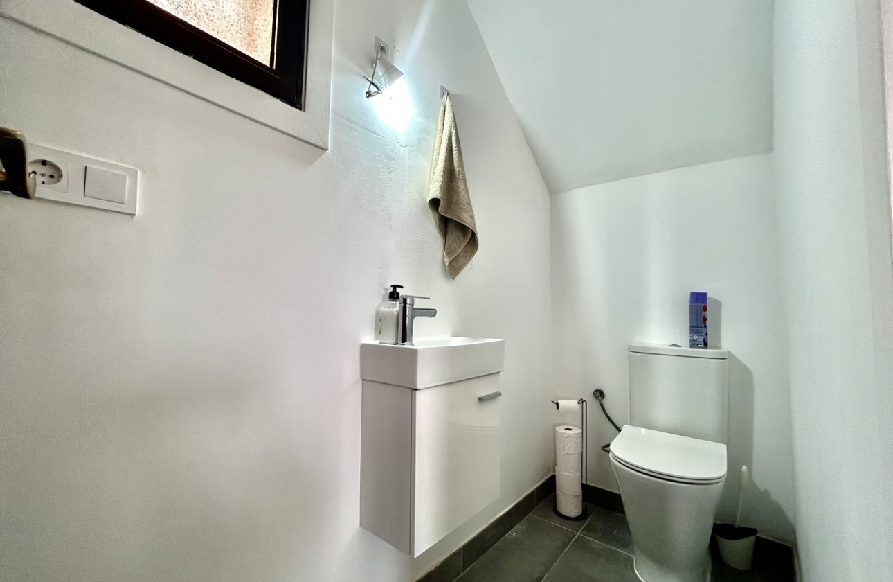 Resale - Villa - Orihuela Costa - Blue Lagoon