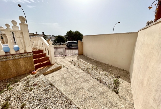 Resale - Villa - Orihuela Costa - Blue Lagoon