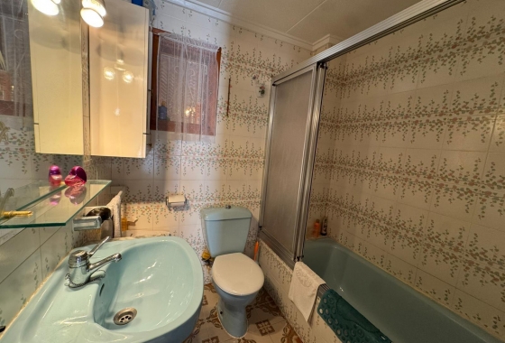 Resale - Bungalow - Torrevieja - Playa De Los Naufragos