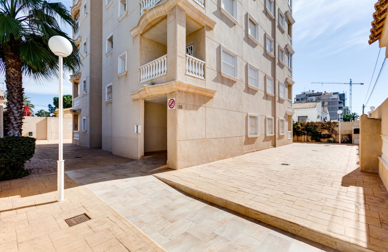 Resale - Apartment - Torrevieja - Nueva Torrevieja - Aguas Nuevas