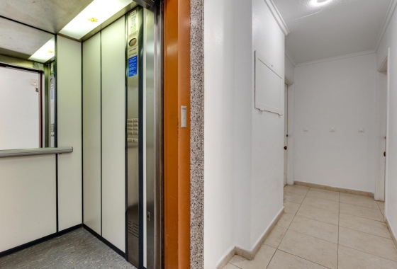 Resale - Apartment - Torrevieja - Nueva Torrevieja - Aguas Nuevas