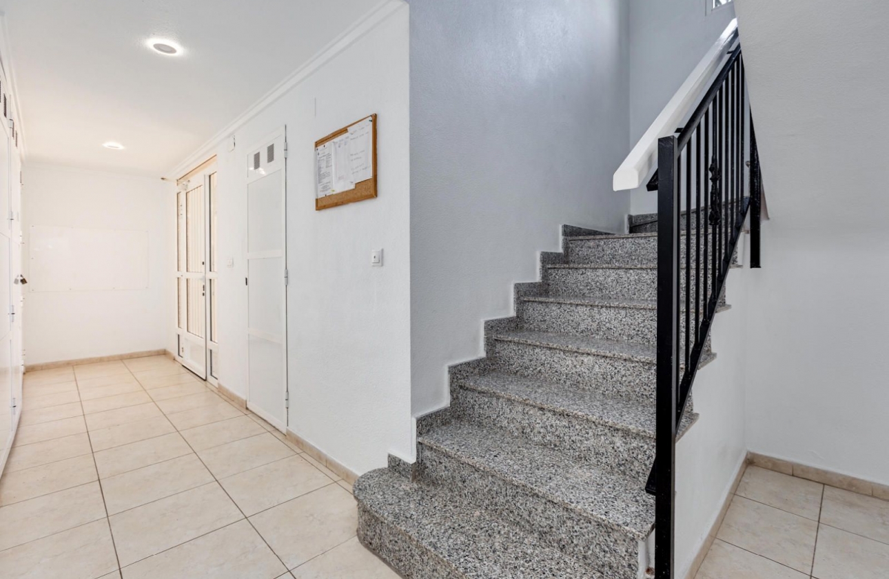 Resale - Apartment - Torrevieja - Nueva Torrevieja - Aguas Nuevas