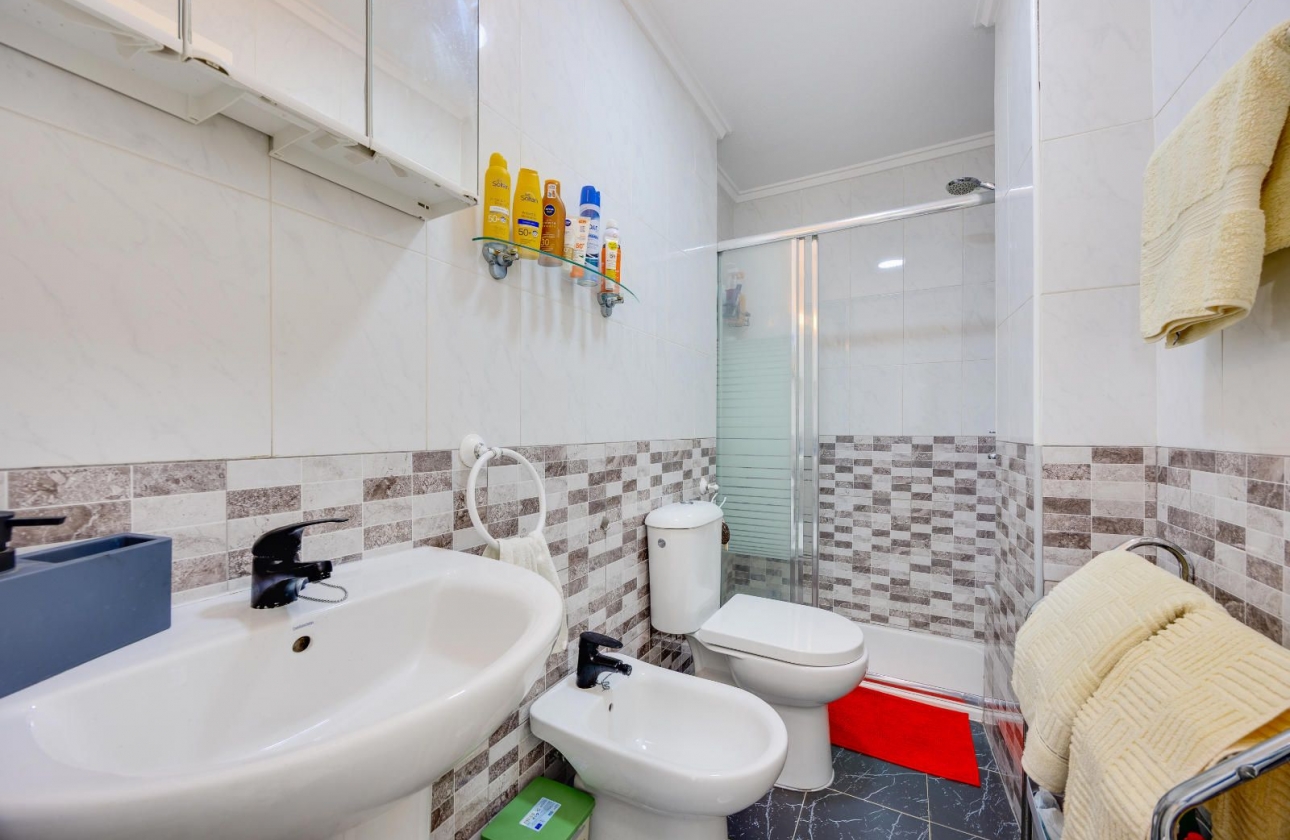 Resale - Apartment - Torrevieja - Nueva Torrevieja - Aguas Nuevas