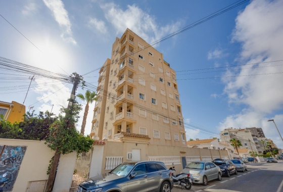 Resale - Apartment - Torrevieja - Nueva Torrevieja - Aguas Nuevas