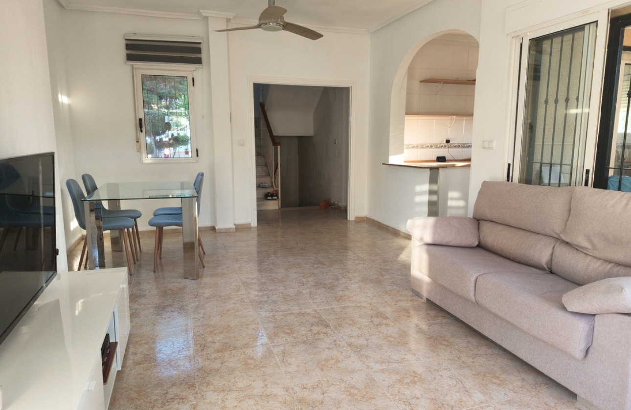 Resale - Villa - Orihuela Costa - Costa Blanca