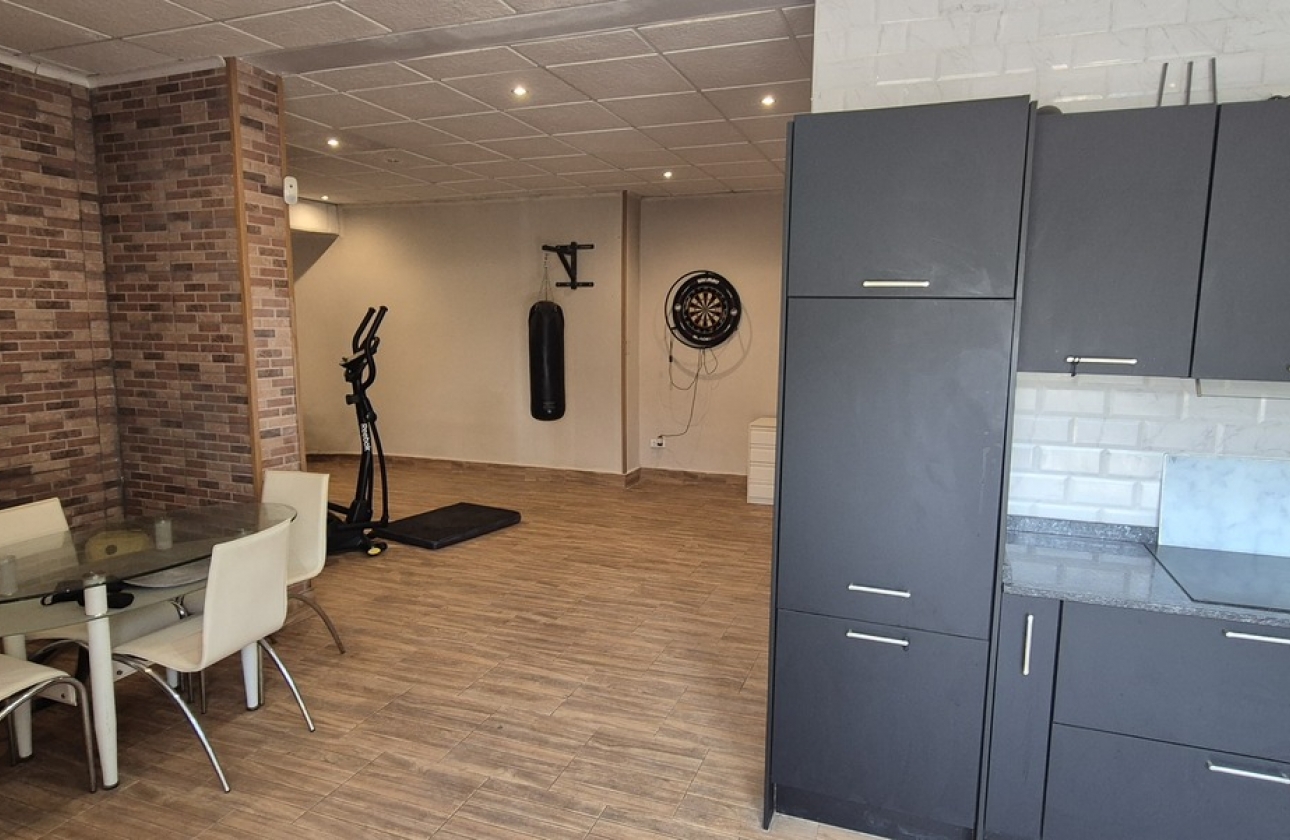 Resale - Villa - Orihuela Costa - Costa Blanca