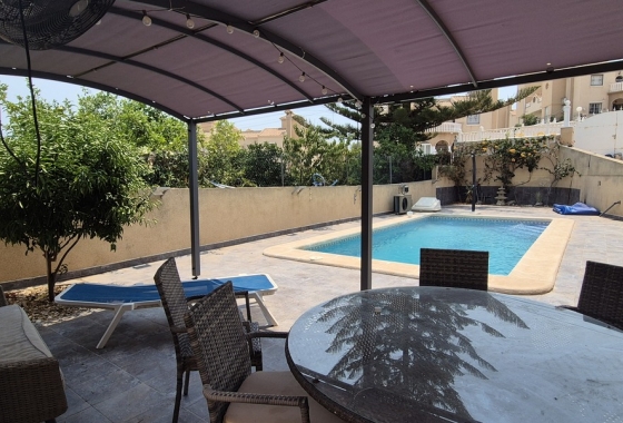 Resale - Villa - Orihuela Costa - Costa Blanca