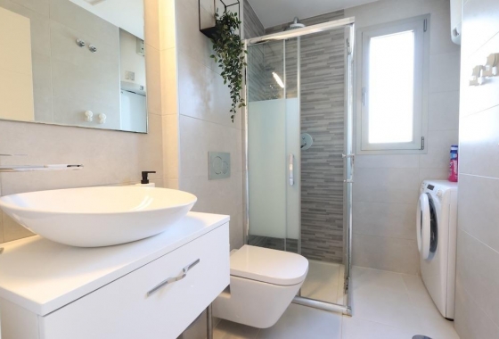 Resale - Apartment - Orihuela Costa - Los Dolses