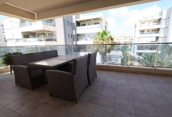 Resale - Apartment - Orihuela Costa - Los Dolses