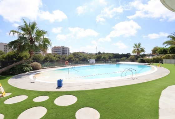 Resale - Apartment - Orihuela Costa - Los Dolses