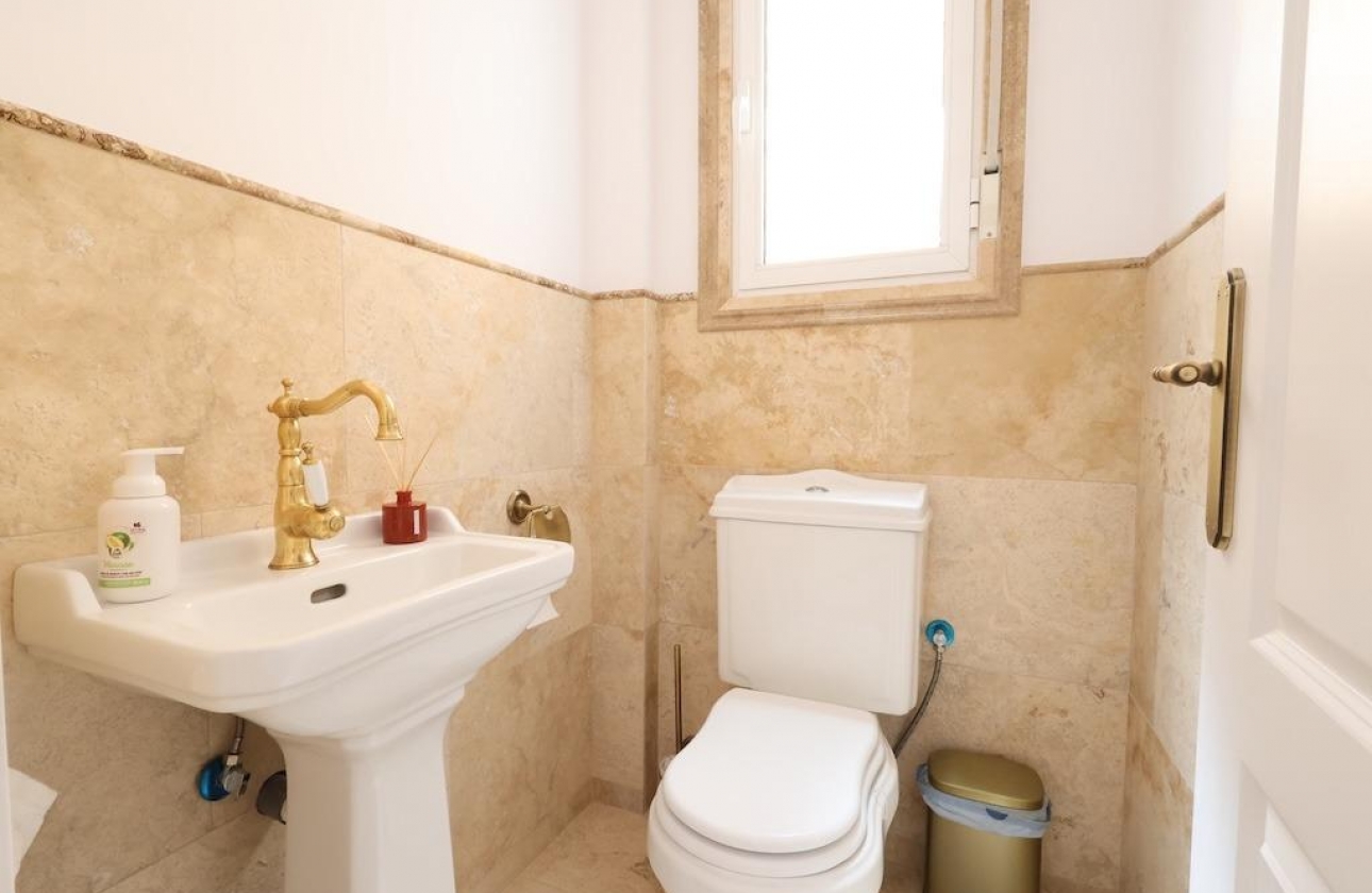 Rynek wtórny - Villa - Orihuela Costa - Las Filipinas