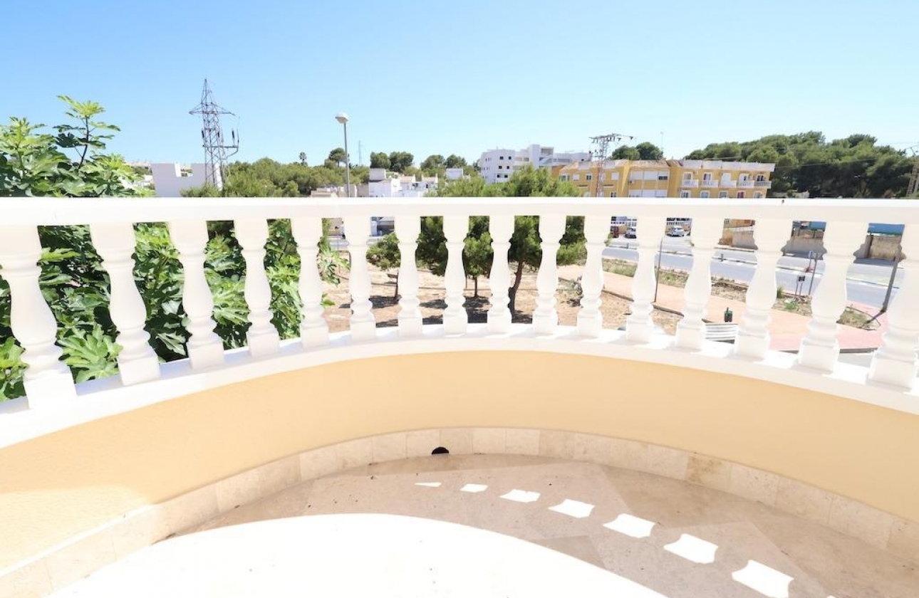 Rynek wtórny - Villa - Orihuela Costa - Las Filipinas