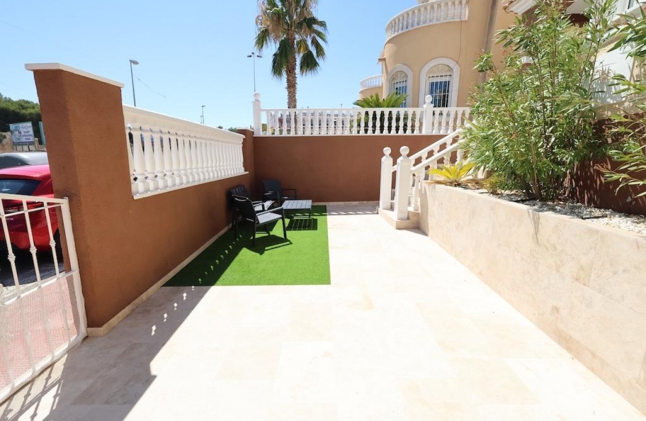 Rynek wtórny - Villa - Orihuela Costa - Las Filipinas