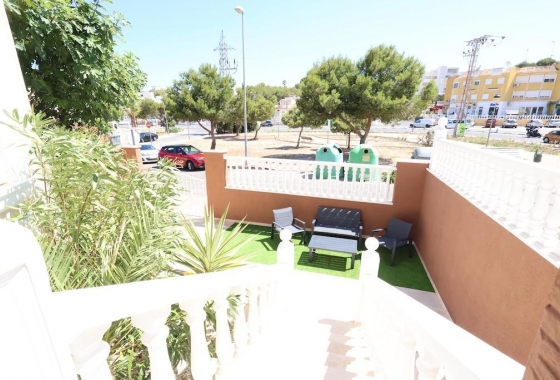 Rynek wtórny - Villa - Orihuela Costa - Las Filipinas